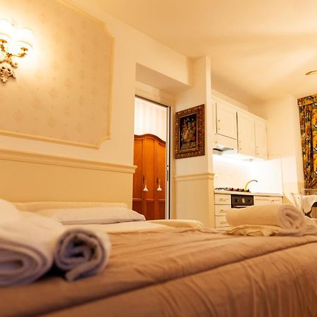New Cozy Apartment - City Centre Lecco Exterior foto