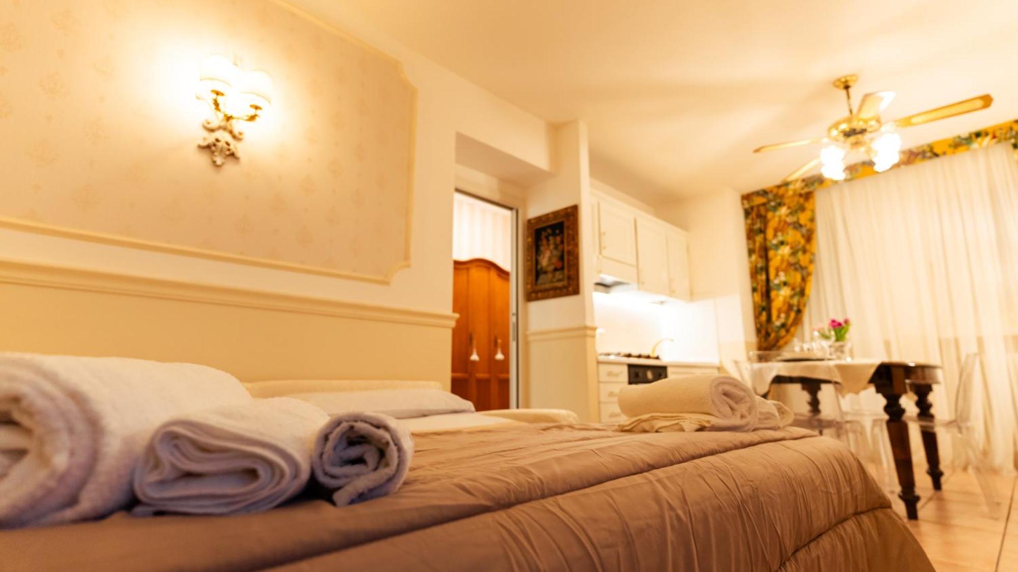 New Cozy Apartment - City Centre Lecco Exterior foto