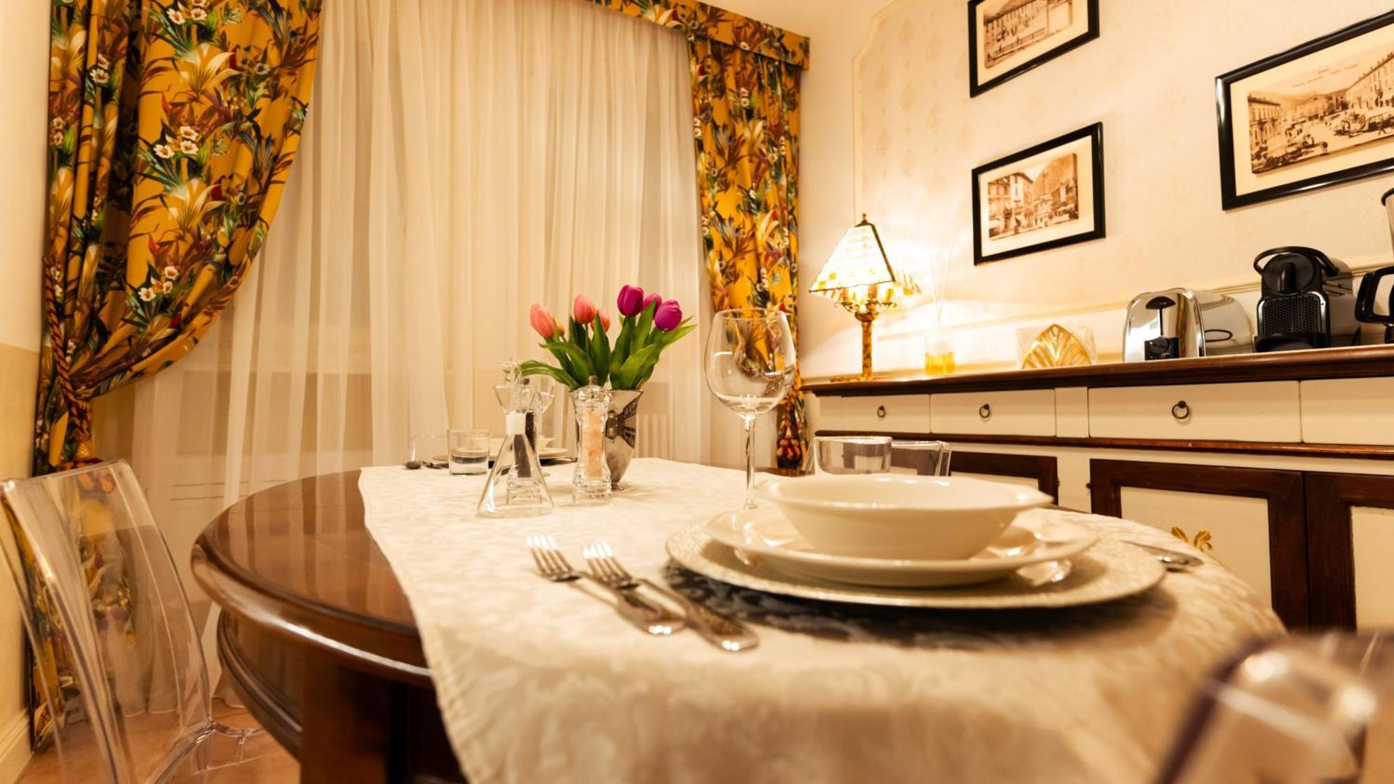 New Cozy Apartment - City Centre Lecco Exterior foto